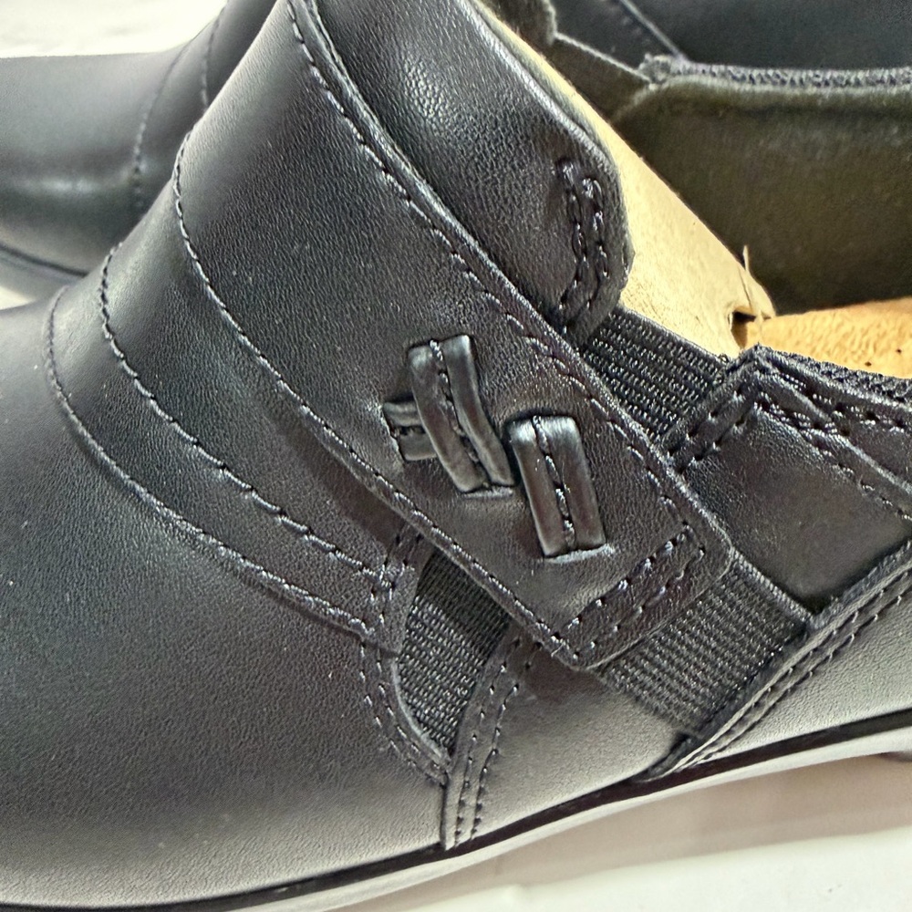 NIB Clarks Angie Pearl Black Leather Slip-On Shoe -- 9W - Picture 4 of 10